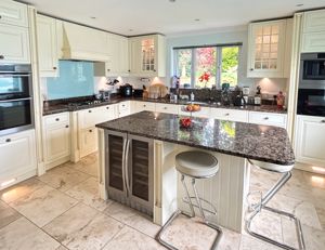 Photo 19- click for photo gallery